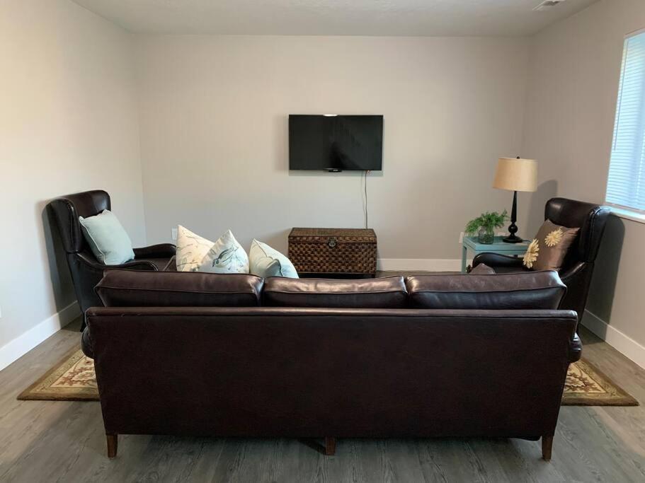 Rooms With A Mountain View Pleasant Grove 외부 사진